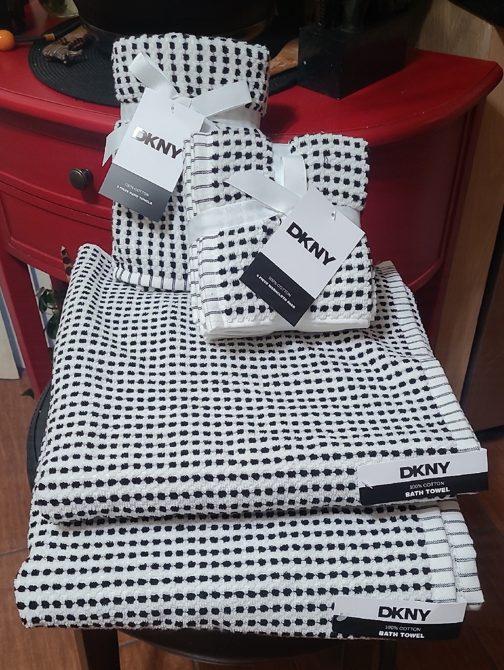 DKNY Grid Waffle Towel Set